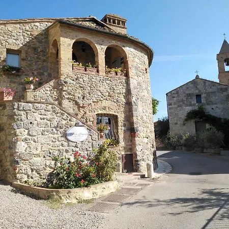 Pensión La Vecchia Corte 5*