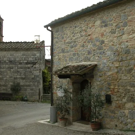 Pensión La Vecchia Corte 5*
