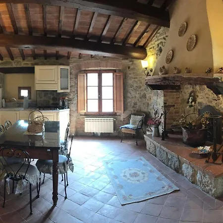 La Vecchia Corte 5*